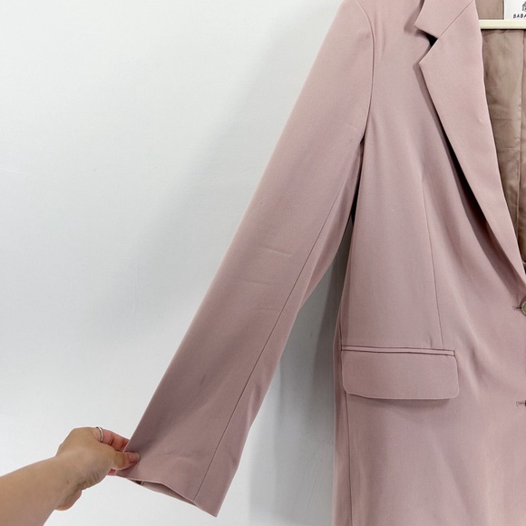 Aritzia Babaton Agency Blazer Pink Single Breasted Longline Oversized Medium - Picture 6 of 8
